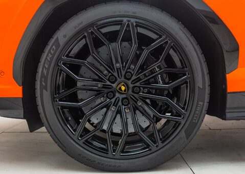 Lamborghini Urus SE 