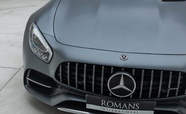 Mercedes-Benz Amg GT C Roadster 28