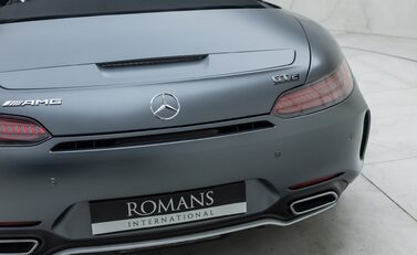 Mercedes-Benz Amg GT C Roadster 29