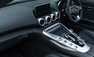 Mercedes-Benz Amg GT C Roadster 20
