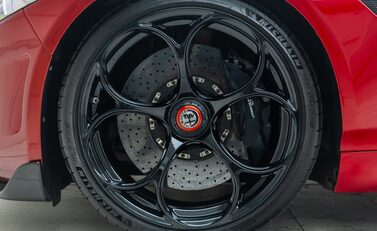 Alfa Romeo Giulia GTA 29
