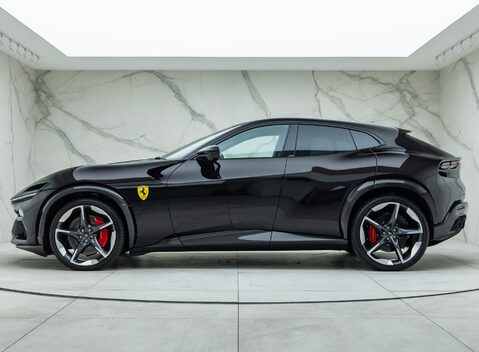 Ferrari Purosangue 6