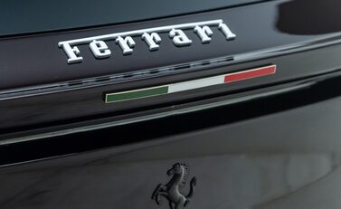 Ferrari Purosangue 45