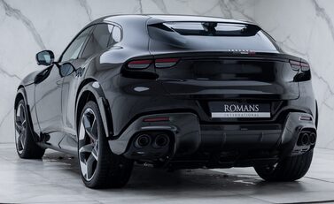 Ferrari Purosangue 15