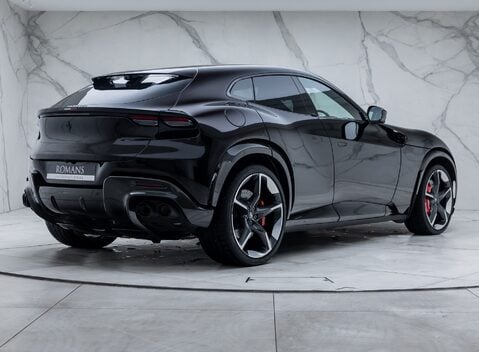 Ferrari Purosangue 7