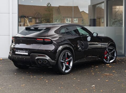 Ferrari Purosangue 4