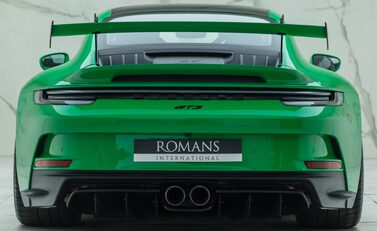 Porsche 911 GT3 (992) 8