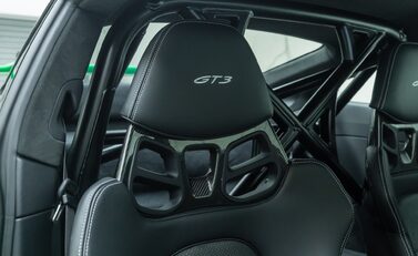 Porsche 911 GT3 (992) 15