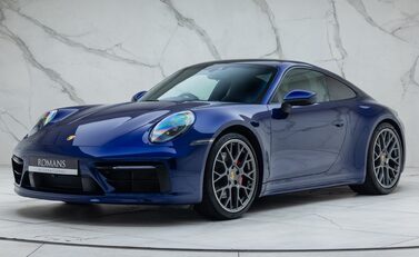 Porsche 911 Carrera S (992) 1