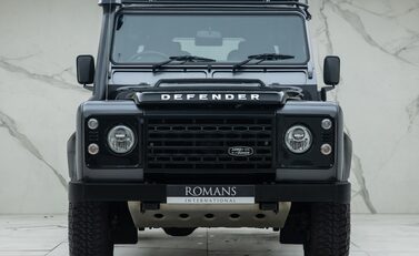 Land Rover Defender 90 ADVENTURE 7