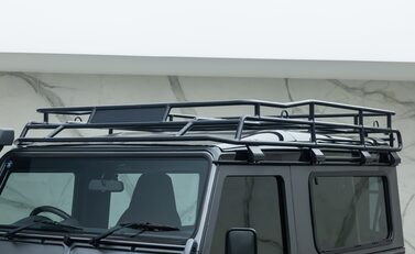 Land Rover Defender 90 ADVENTURE 31