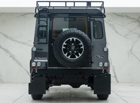 Land Rover Defender 90 ADVENTURE 8