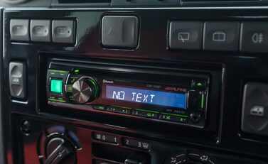 Land Rover Defender 90 ADVENTURE 22