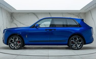Rolls-Royce Cullinan Series II BLACK BADGE 5