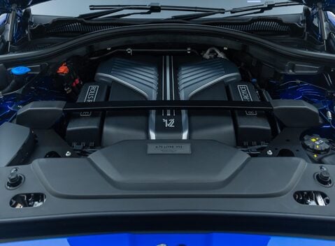 Rolls-Royce Cullinan Series II BLACK BADGE 43