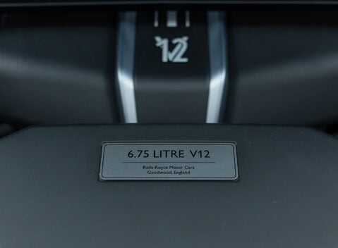 Rolls-Royce Cullinan Series II BLACK BADGE 45