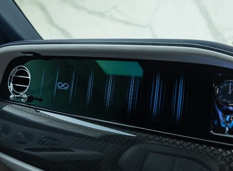 Rolls-Royce Cullinan Series II BLACK BADGE 25