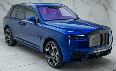 Rolls-Royce Cullinan Series II BLACK BADGE 11