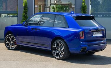 Rolls-Royce Cullinan Series II BLACK BADGE 4