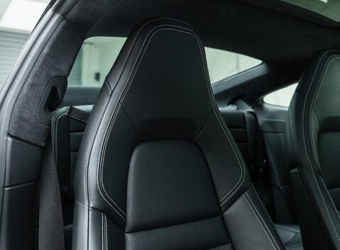 Porsche 911 Carrera S (992) 15