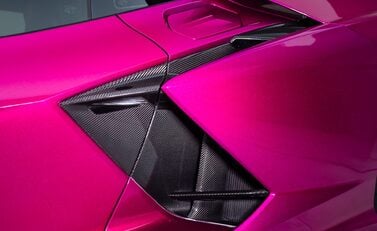 Lamborghini Revuelto 33