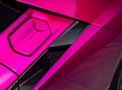 Lamborghini Revuelto 34