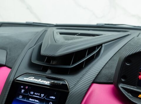 Lamborghini Revuelto 20