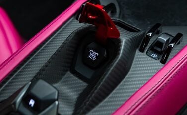 Lamborghini Revuelto 24