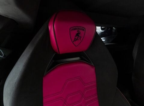 Lamborghini Revuelto 16