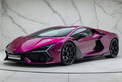 Lamborghini Revuelto 