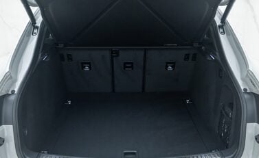 Porsche Macan GTS 37