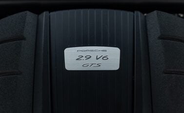 Porsche Macan GTS 36