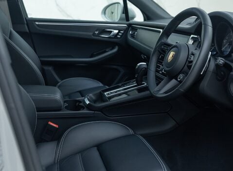 Porsche Macan GTS 13