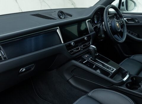 Porsche Macan GTS 20