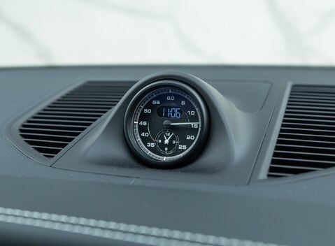 Porsche Macan GTS 23