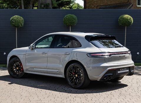 Porsche Macan GTS 4