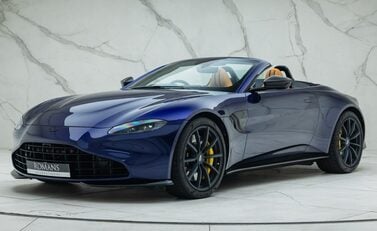 Aston Martin V8 Vantage ROADSTER 1