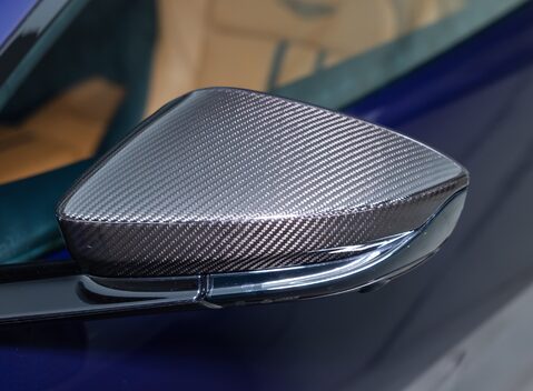 Aston Martin V8 Vantage ROADSTER 34