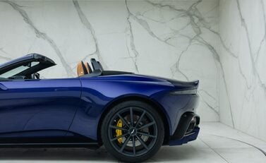 Aston Martin V8 Vantage ROADSTER 43