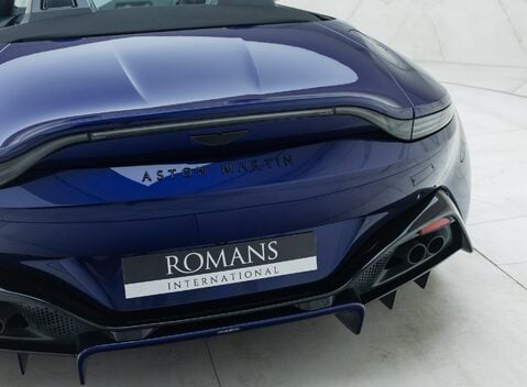 Aston Martin V8 Vantage ROADSTER 31