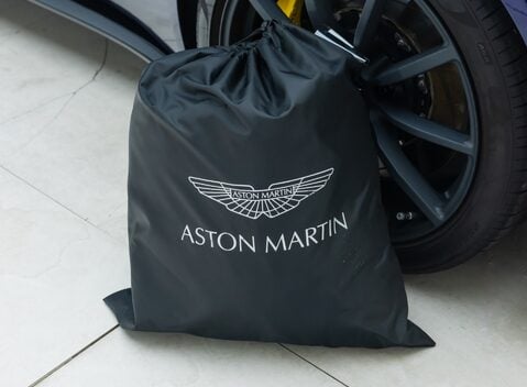 Aston Martin V8 Vantage ROADSTER 41