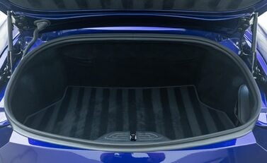 Aston Martin V8 Vantage ROADSTER 44