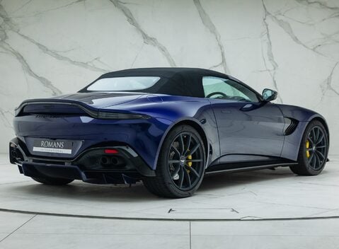 Aston Martin V8 Vantage ROADSTER 8