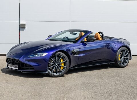 Aston Martin V8 Vantage ROADSTER 3
