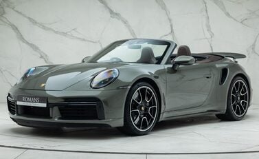 Porsche 911 Turbo S Cabriolet (992) 1