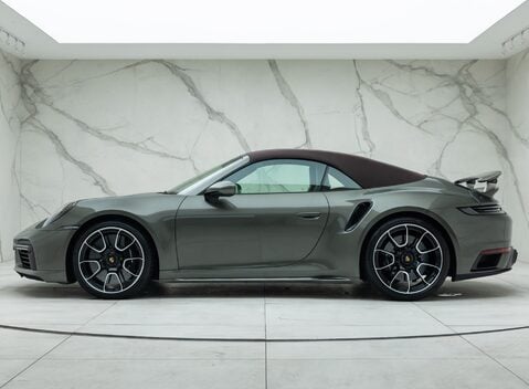 Porsche 911 Turbo S Cabriolet (992) 7