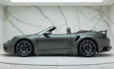 Porsche 911 Turbo S Cabriolet (992) 6