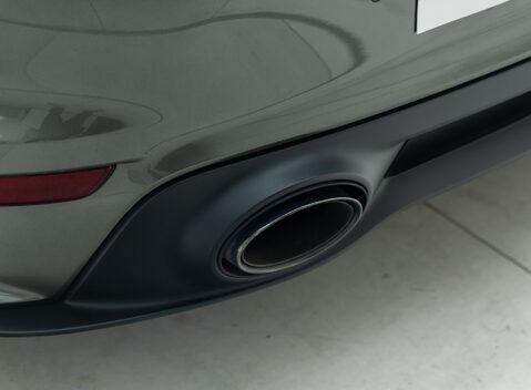 Porsche 911 Turbo S Cabriolet (992) 40