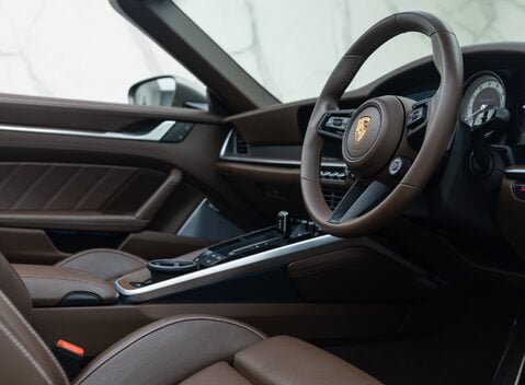 Porsche 911 Turbo S Cabriolet (992) 16