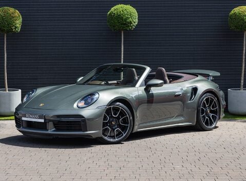Porsche 911 Turbo S Cabriolet (992) 2